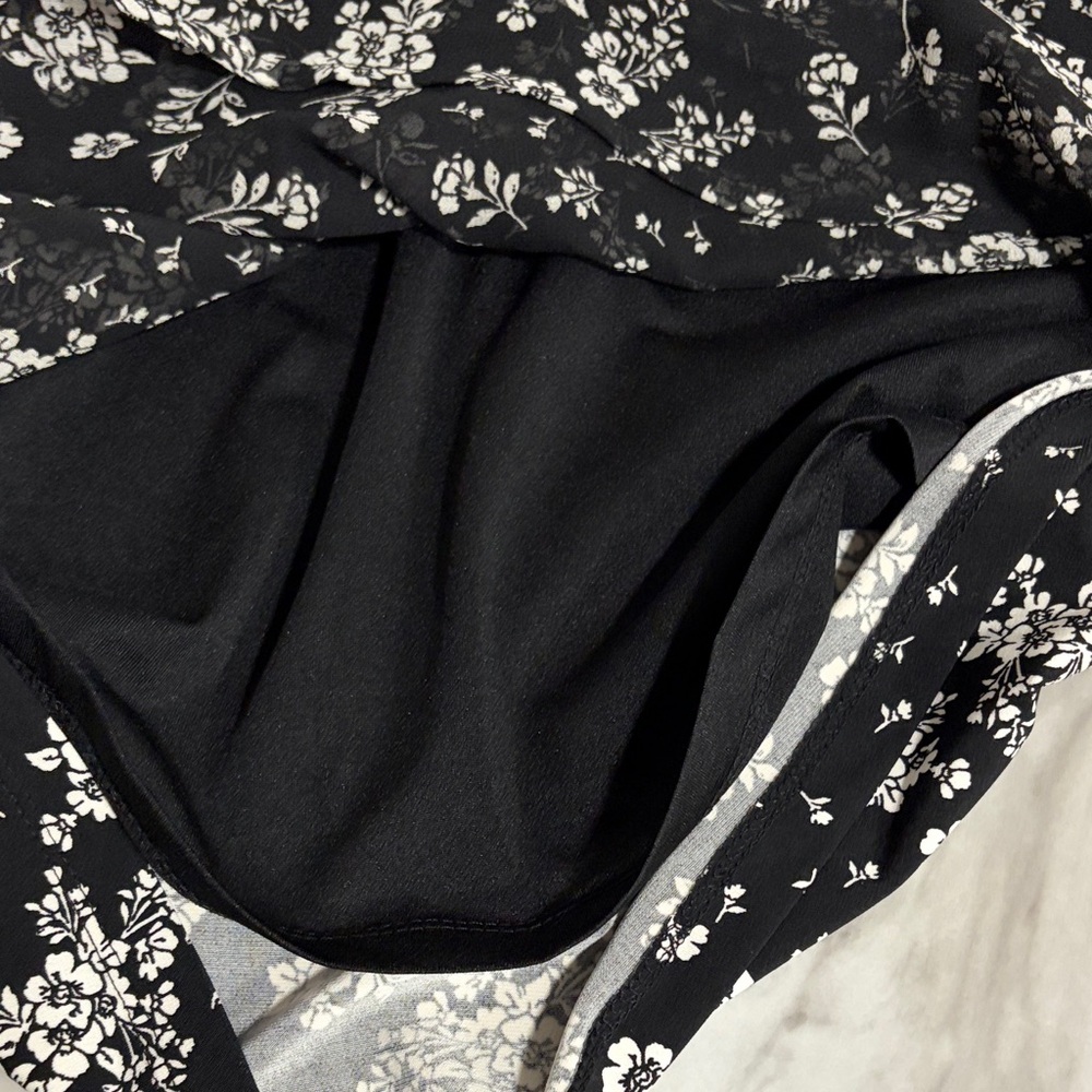 Charter Club Black White Floral Sheer Blouse Petite Small - Picture 8 of 12